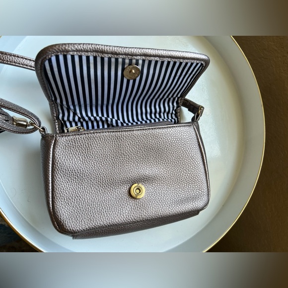 Olivia Miller Handbag Collection Sling Bag - Picture 6 of 6